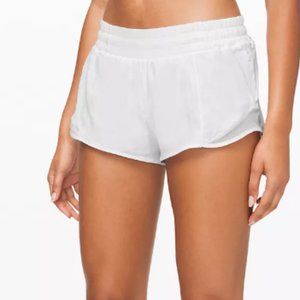 Lululemon hotty hot short